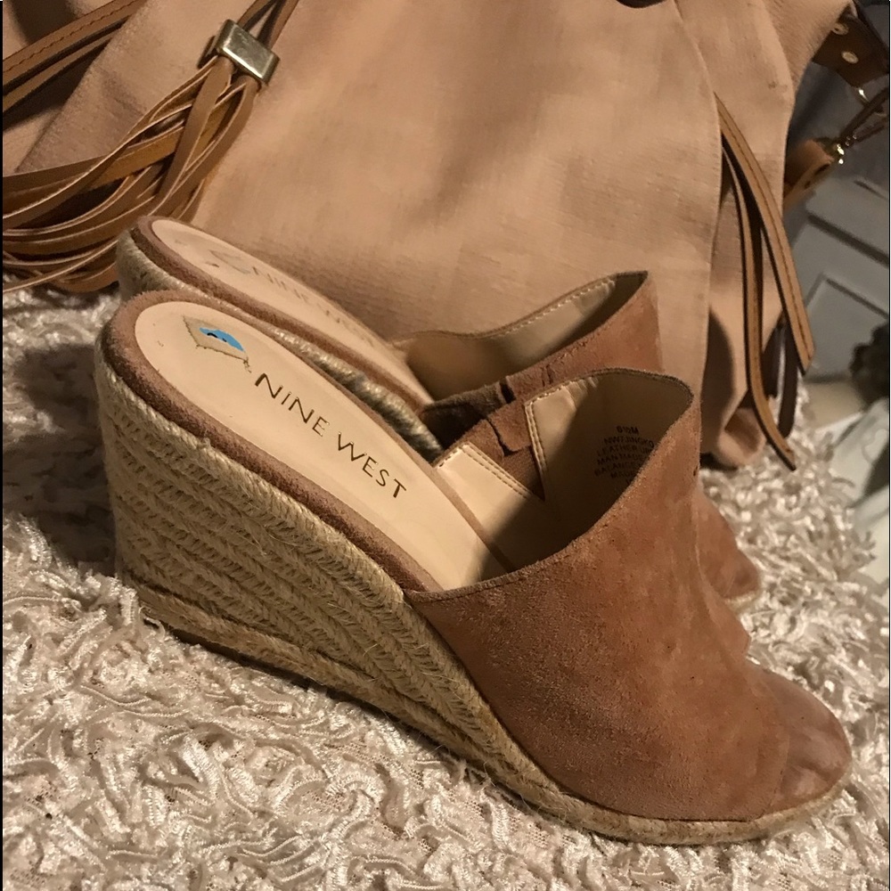 Shoes - Picture 2 of 5